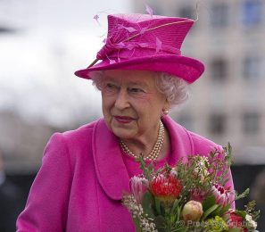 Елизабет II с четвърто телевизионно обръщение към нацията за 68 г.