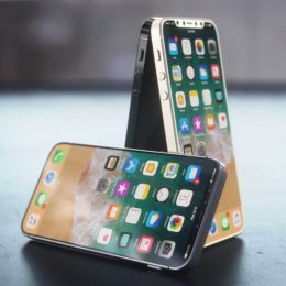 Глобиха Apple за умишлено забавяне на iPhone