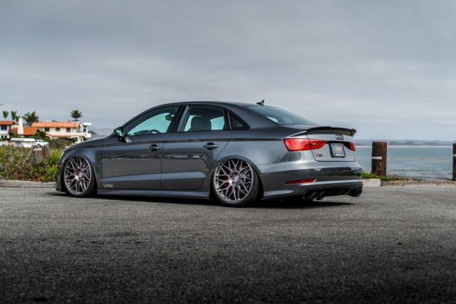 Audi S3 vs RS4 B7 – DRAG & ROLLING RACE! Can a 2.0 Turbo Auto beat a 4.2 V8 Manual from 2008?