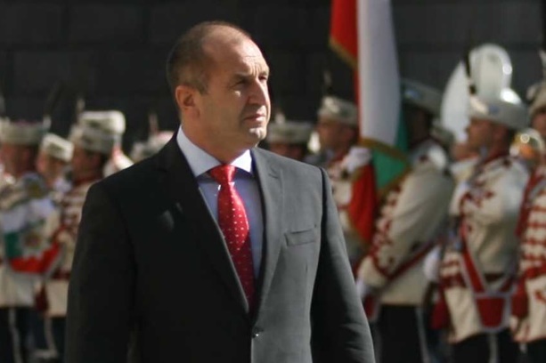 Позиция на държавния глава Румен Радев