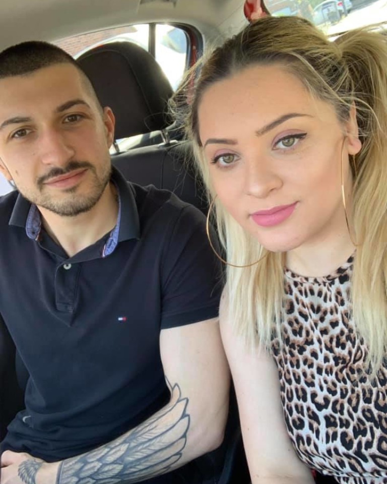 27-годишен българин наръга жена си и 3-месечния си син във Великобритания