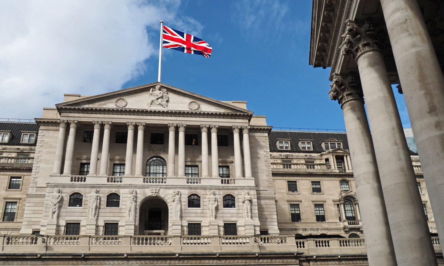 Bank of England: Икономиката няма да се възстанови бързо