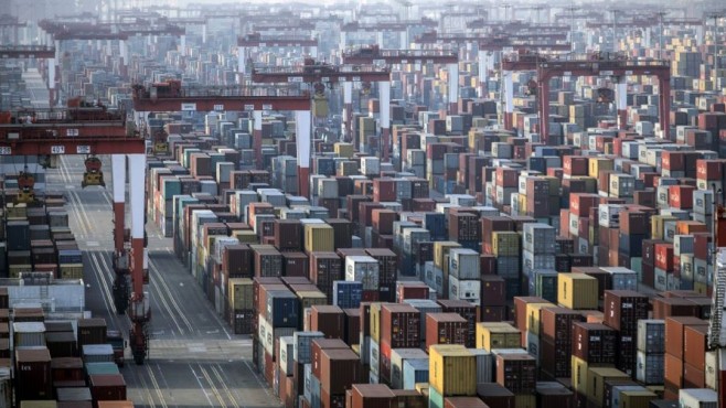 Глобалната търговия с храни буксува заради недостига на контейнери