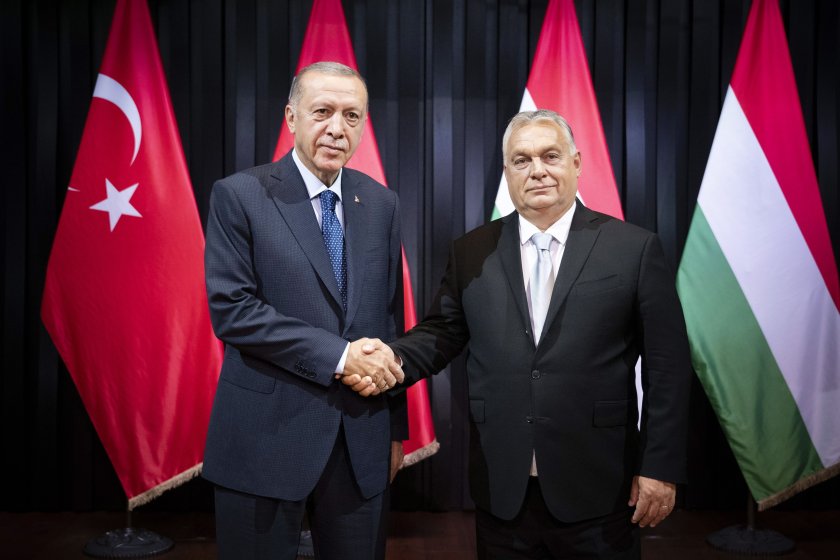 Реджеп Тайип Ердоган и Виктор Орбан обсъдиха енергийната сигурност и присъединяването на Швеция към НАТО